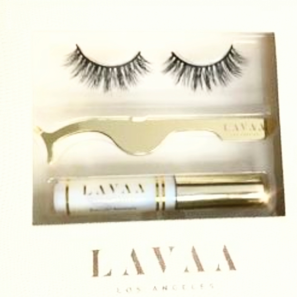 LAVAA Full LASH Set.  Beautiful high quality lashes.
